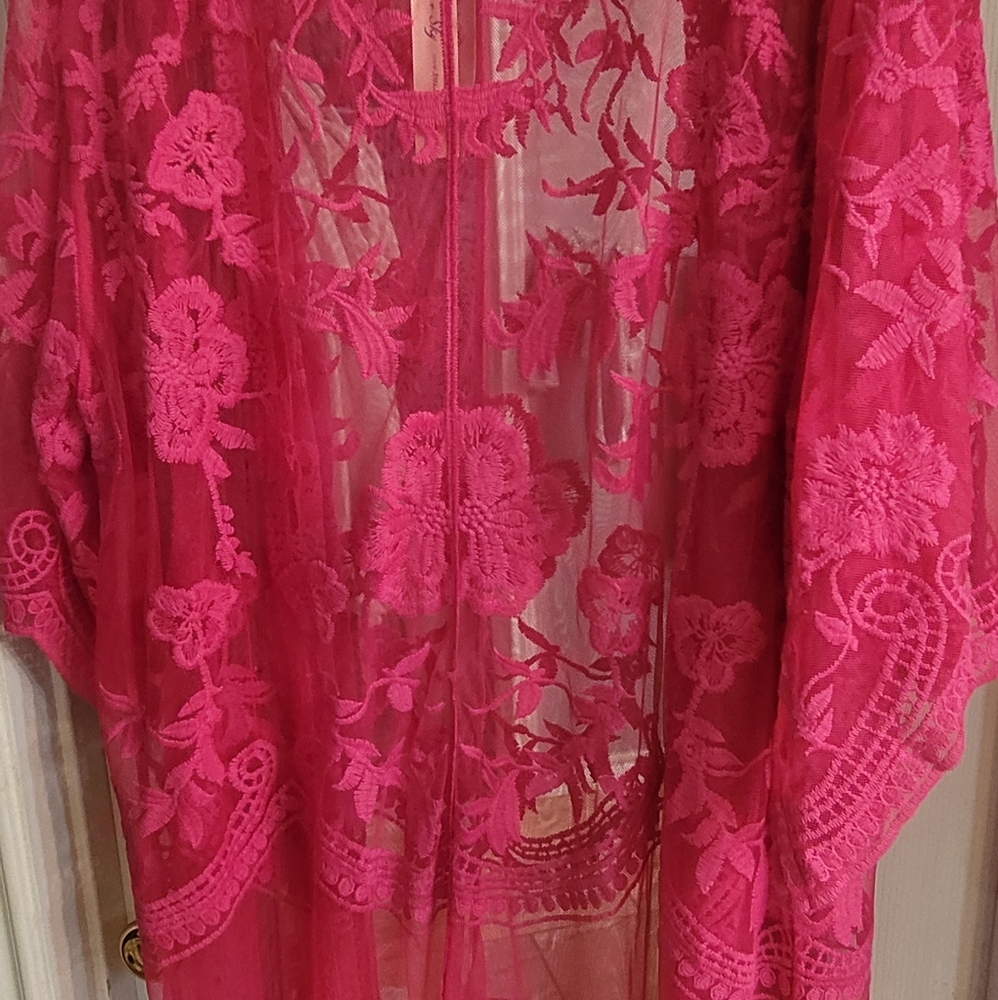New- Med/large pink kamino READ! Great for valentine day!